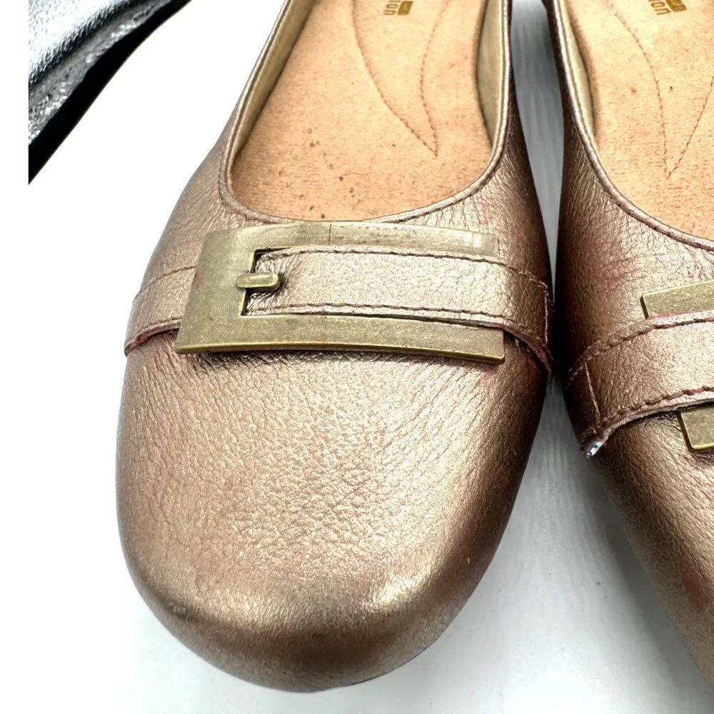 Clarks Collection Soft Sole Slip On Gold Color w/ Buckle W9